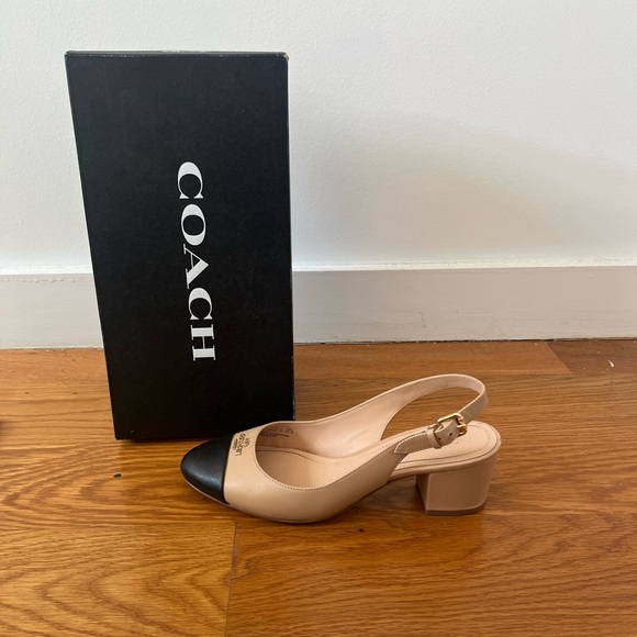 Coach Erica Nude Slingbacks - Picture 5 of 6